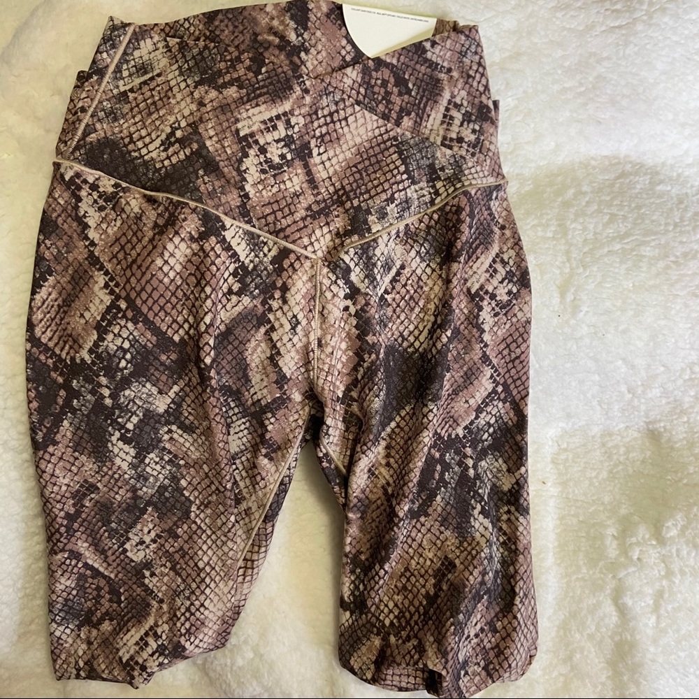 Aerie Crossover leggings in snakeskin Long